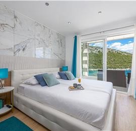 Luxury 5 Bedroom Beachfront Villa near Dubrovnik, Sleeps 11-12